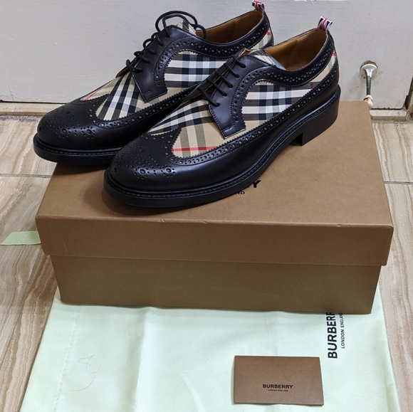 Burberry Arndale Vintage Check Wingtip 